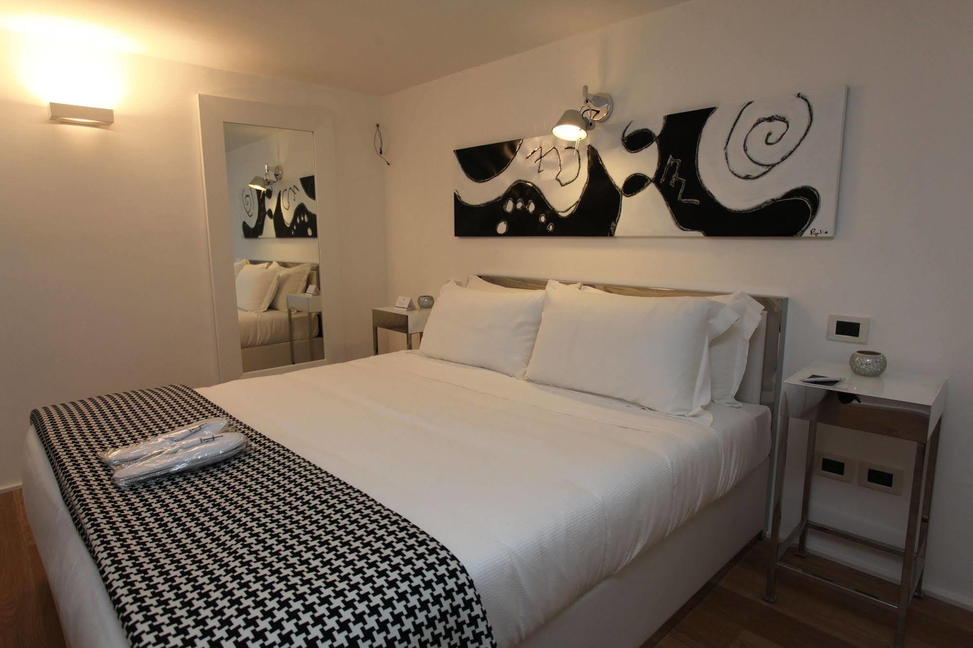 Lhp Suite Roma Piazza Del Popolo Buitenkant foto
